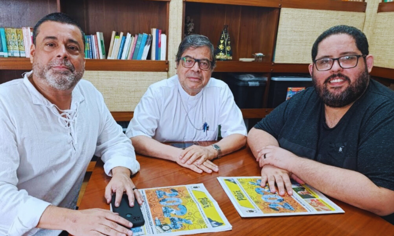 Bispo Dom Tarcísio de Caxias recebe representantes da ComCausa