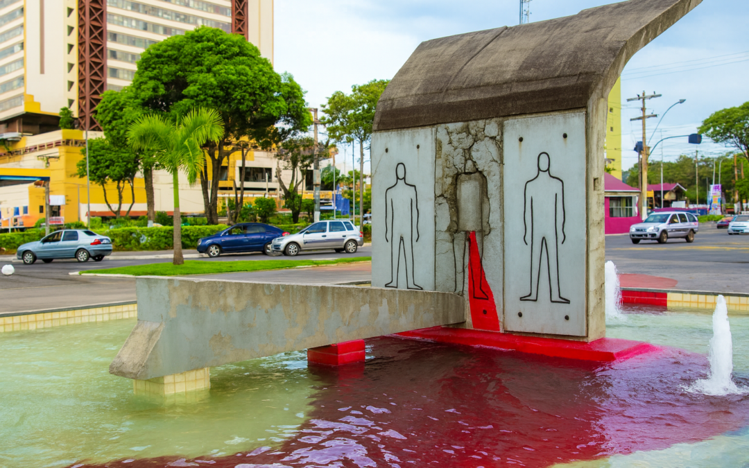 Escultura no Praça de Volta Redonda - 09 de novembro 1988 ComCausa