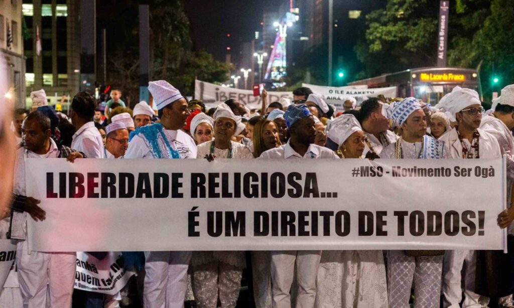 Foto Sérgio Silva Ponte Jornalismo - Religião