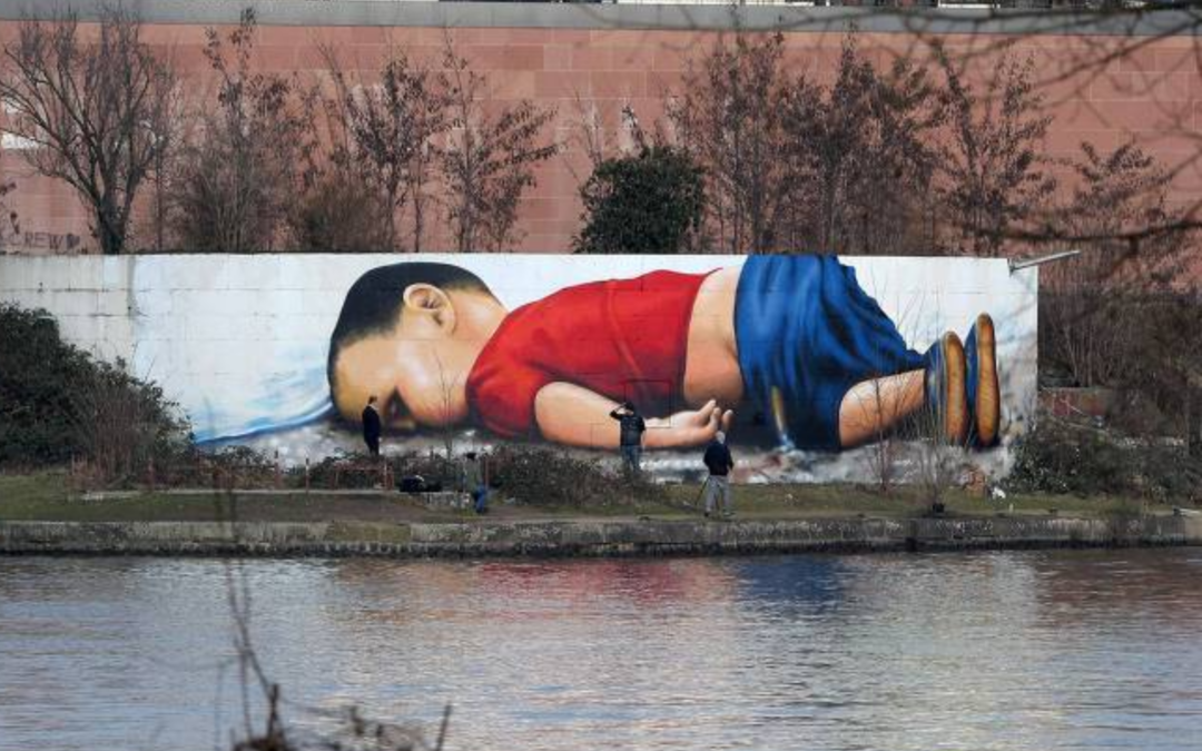 foto de Alan Kurdi memória, números e a denúncia que não pode se calar