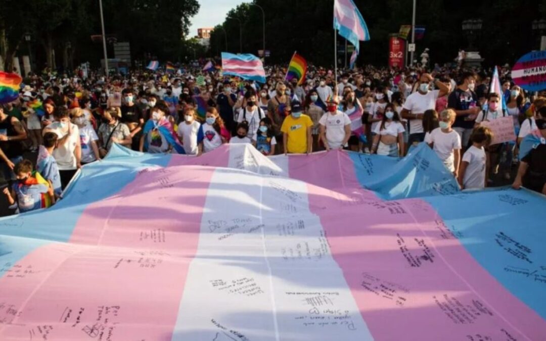 Foto Reprodução transfobia