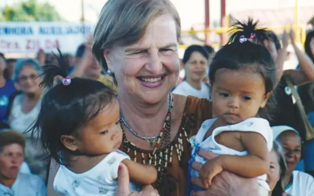 Zilda Arns, Pastoral da Criança, primeira infância, proteção da infância, redes comunitárias, prevenção, orientação às famílias, acompanhamento contínuo, cuidado no território, Defesa da Vida, ComCausa