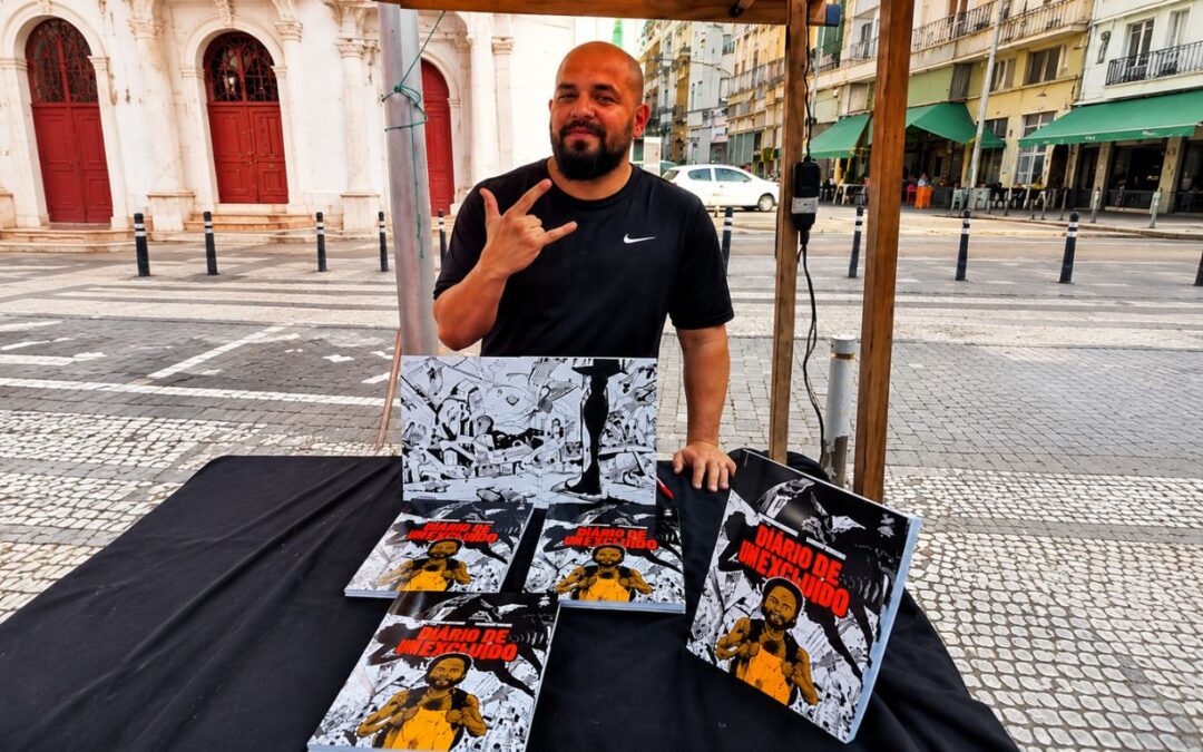 Escritor e quadrinista Jonathan Calazans