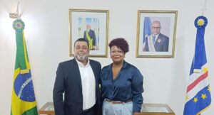 ComCausa é recebida pela ministra Maria Goretti Santos Lima na Embaixada de Cabo Verde